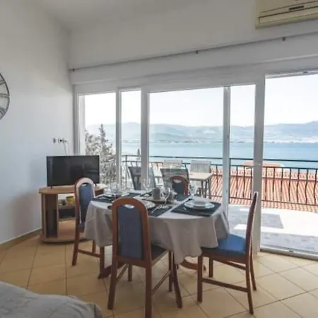 Be At Peace Apartment Trogir Exterior photo